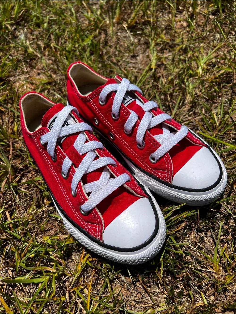CLEAN Converse size 12.5c Toddler Chuck Taylor All Star Red shoes